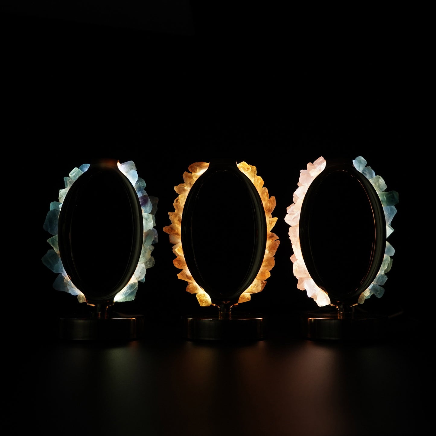 "0" Shape Crystal Lamp