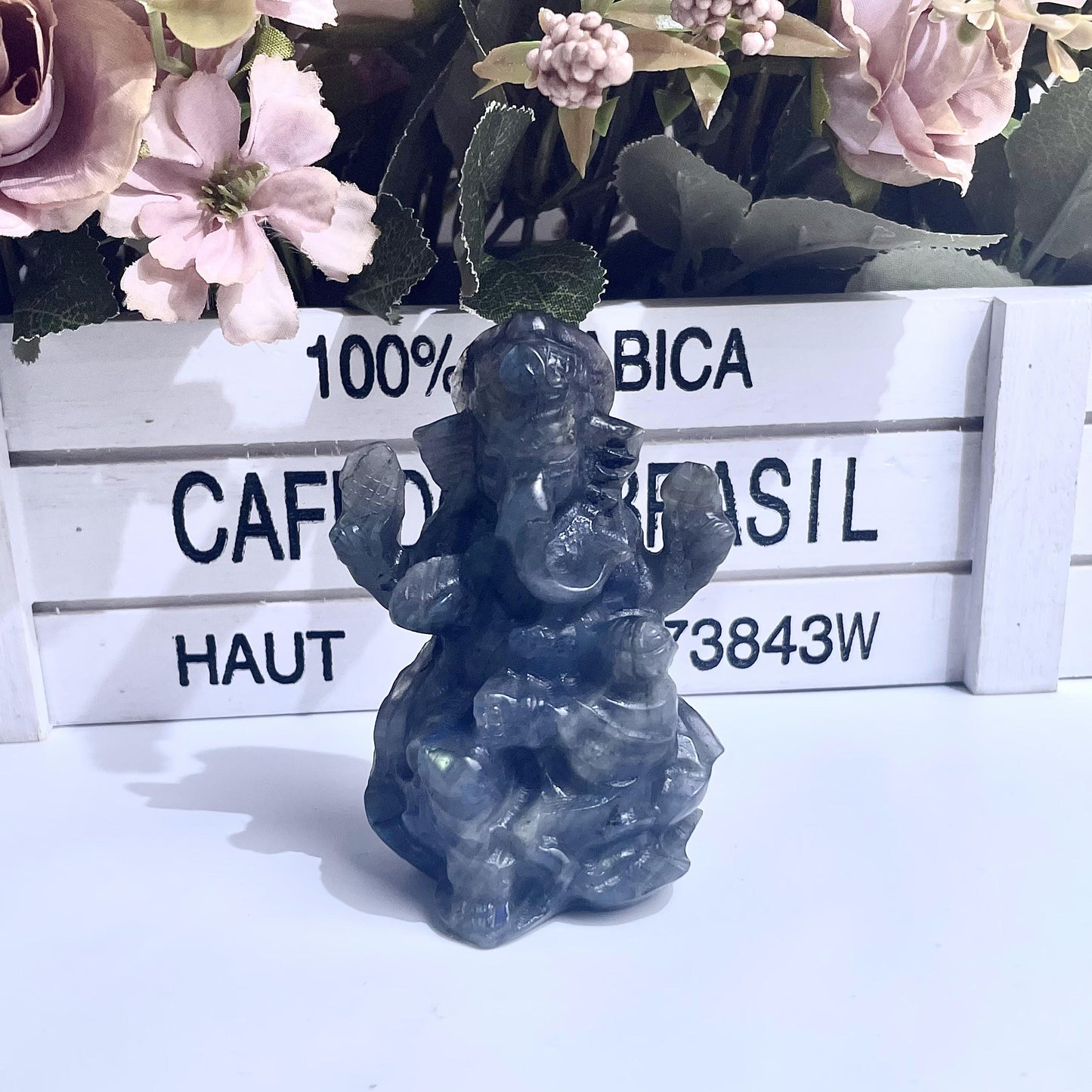 Mixed Hand carving Gagesha