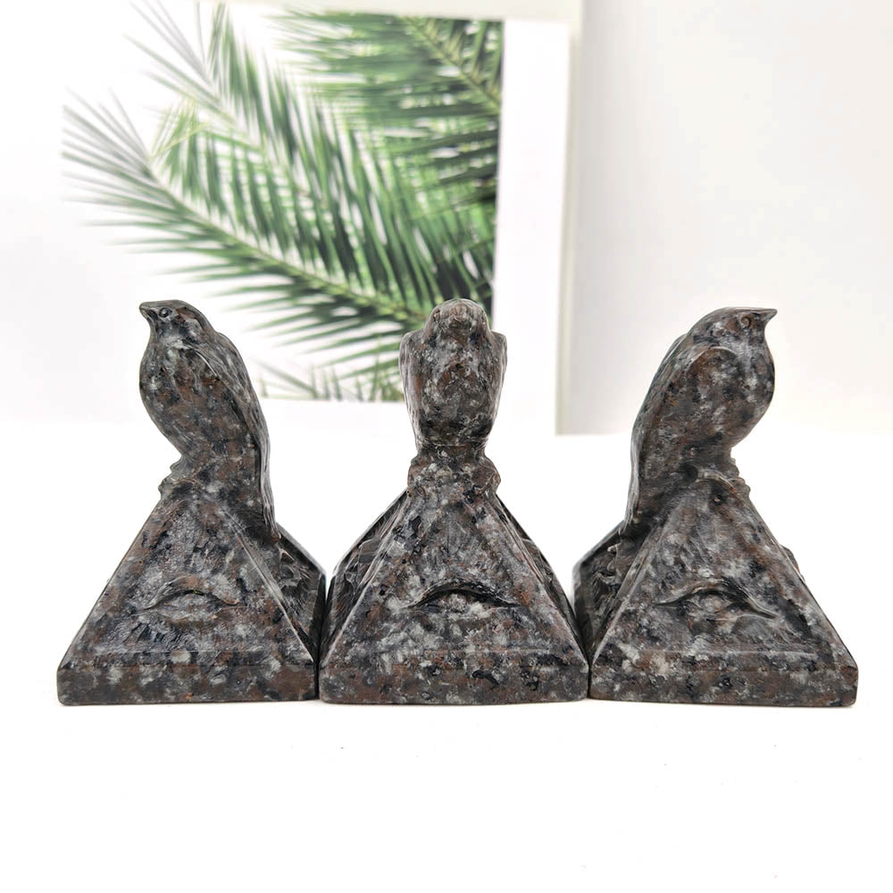 Yooperlite Pyramid Crow Carving