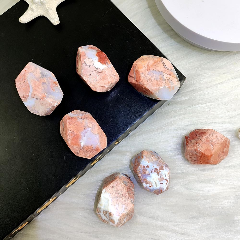 Petal Agate Irregular Shaped Ornament-1KG
