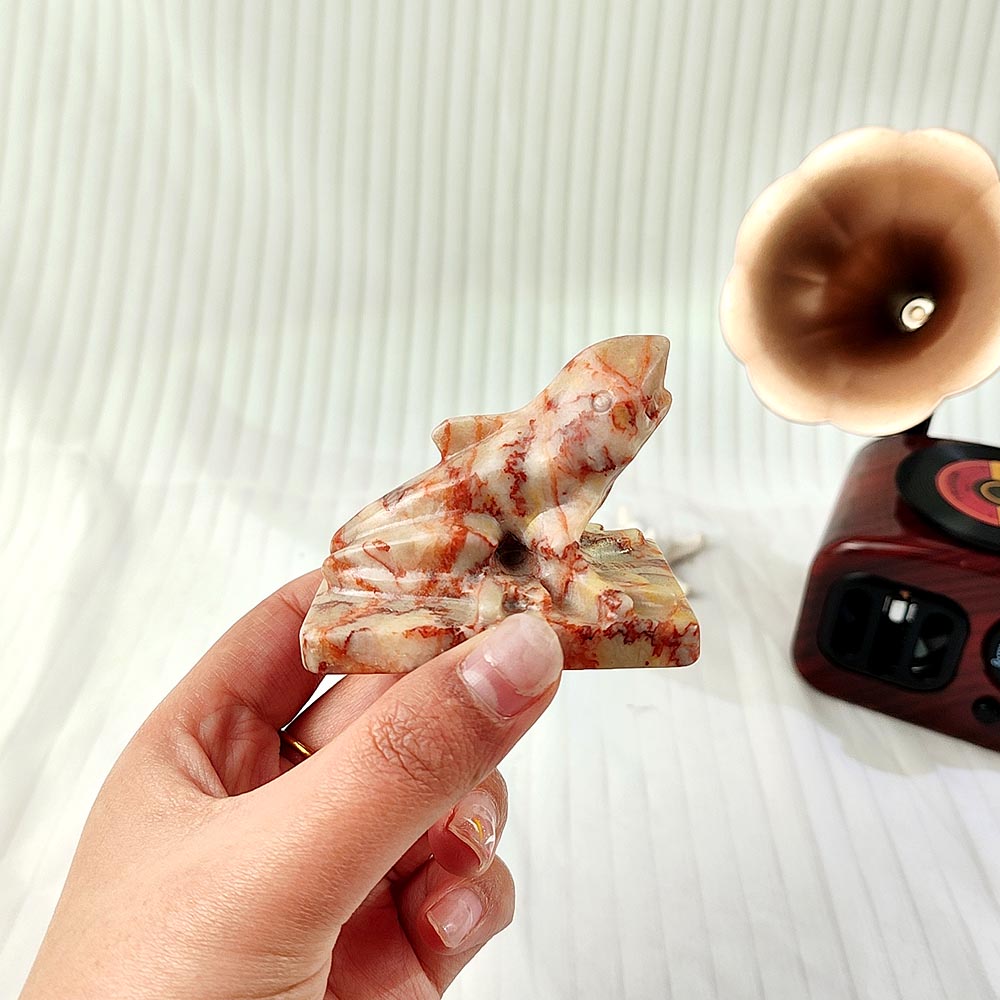 Red Net Stone Frog Carving