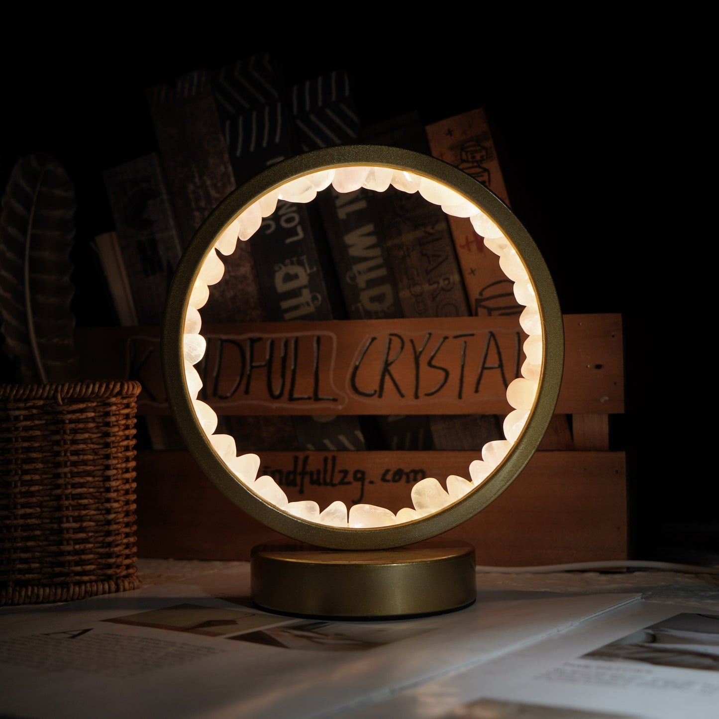 Round Rose quartz lamp