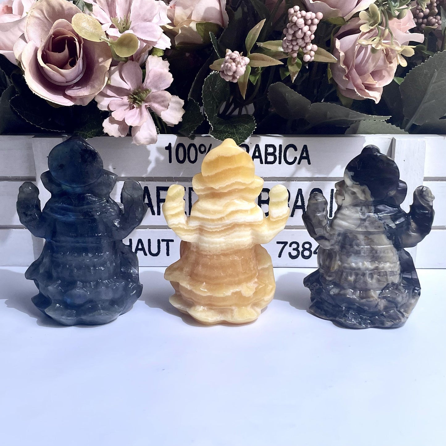 Mixed Hand carving Gagesha
