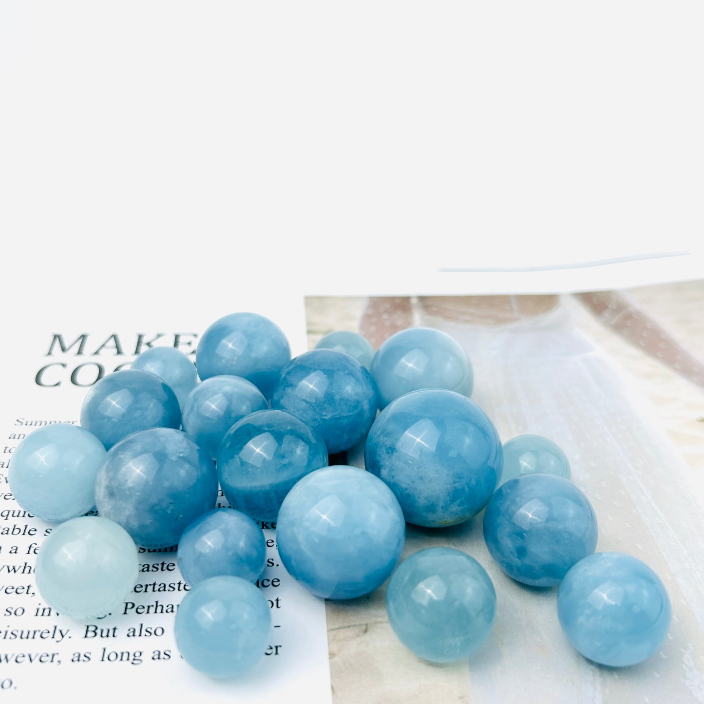 Wholesale Aquamarine Crystal Sphere Small And Light And Beautiful For A Gift Box